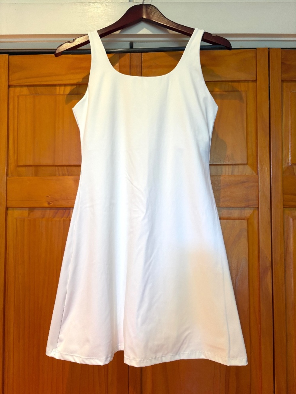 Athletic Tennis, Golf Dress White Sleeveless, Lined with Shorts Size 10